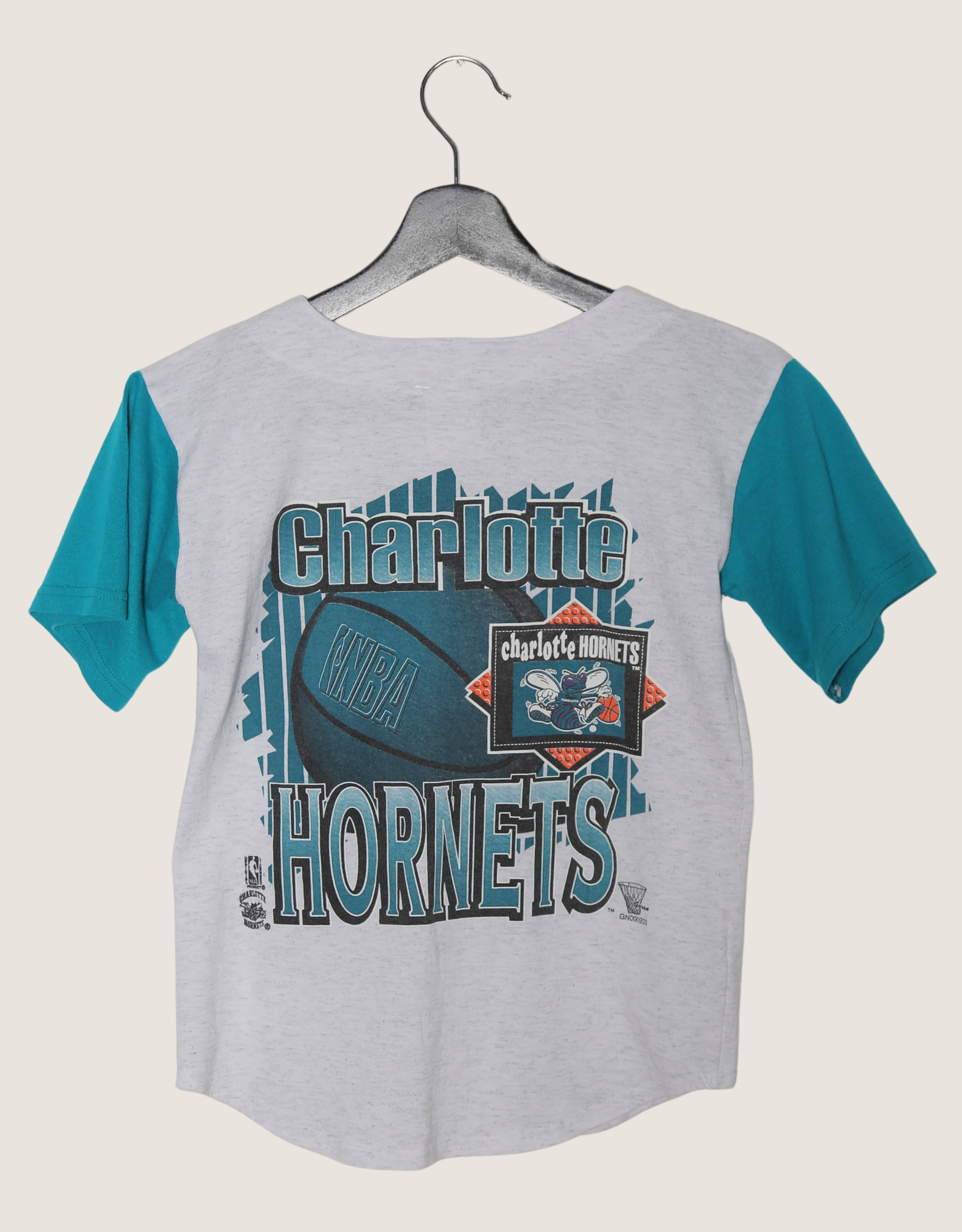 vintage charlotte hornets graphic button up