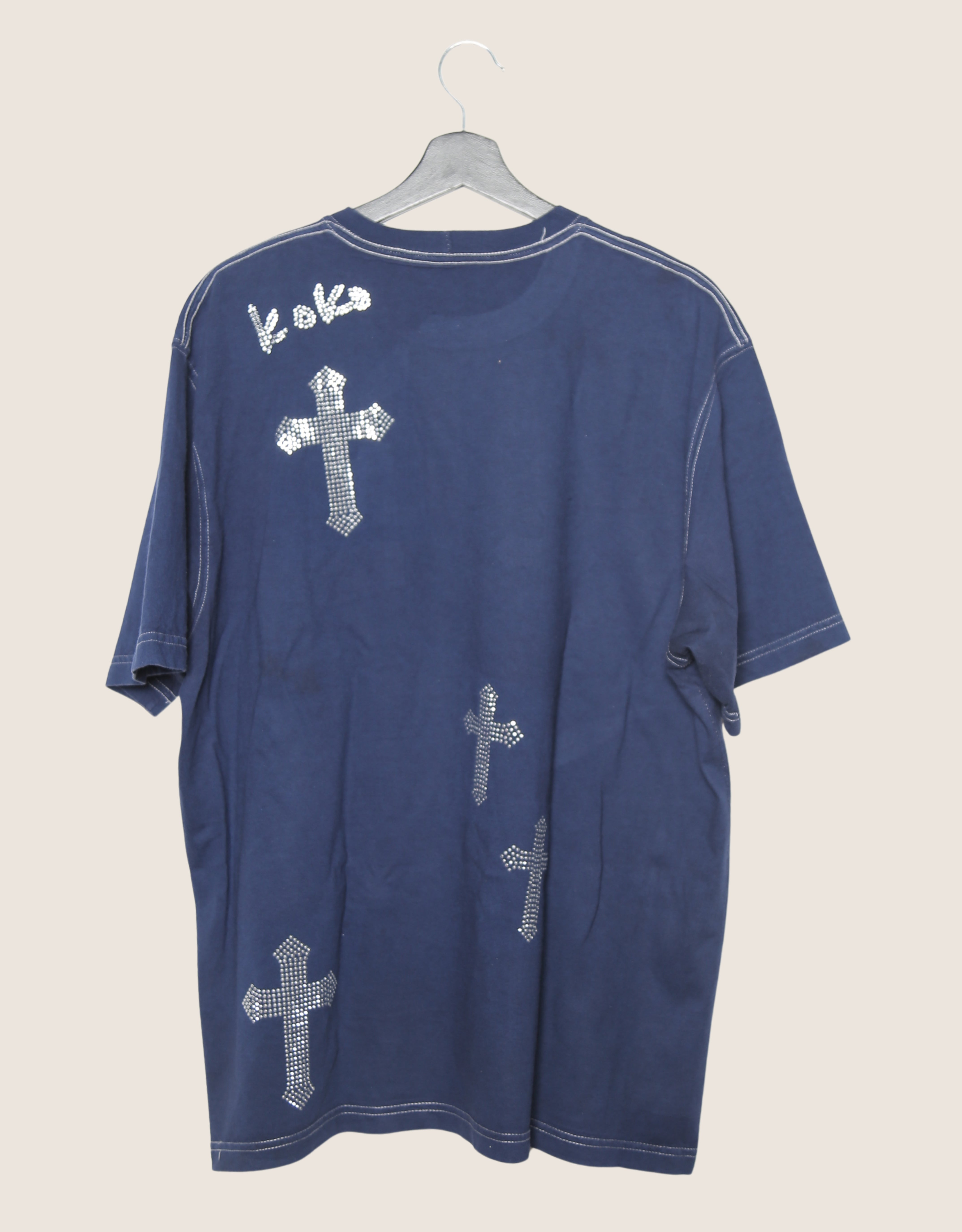 carhartt studded cross oversized tee