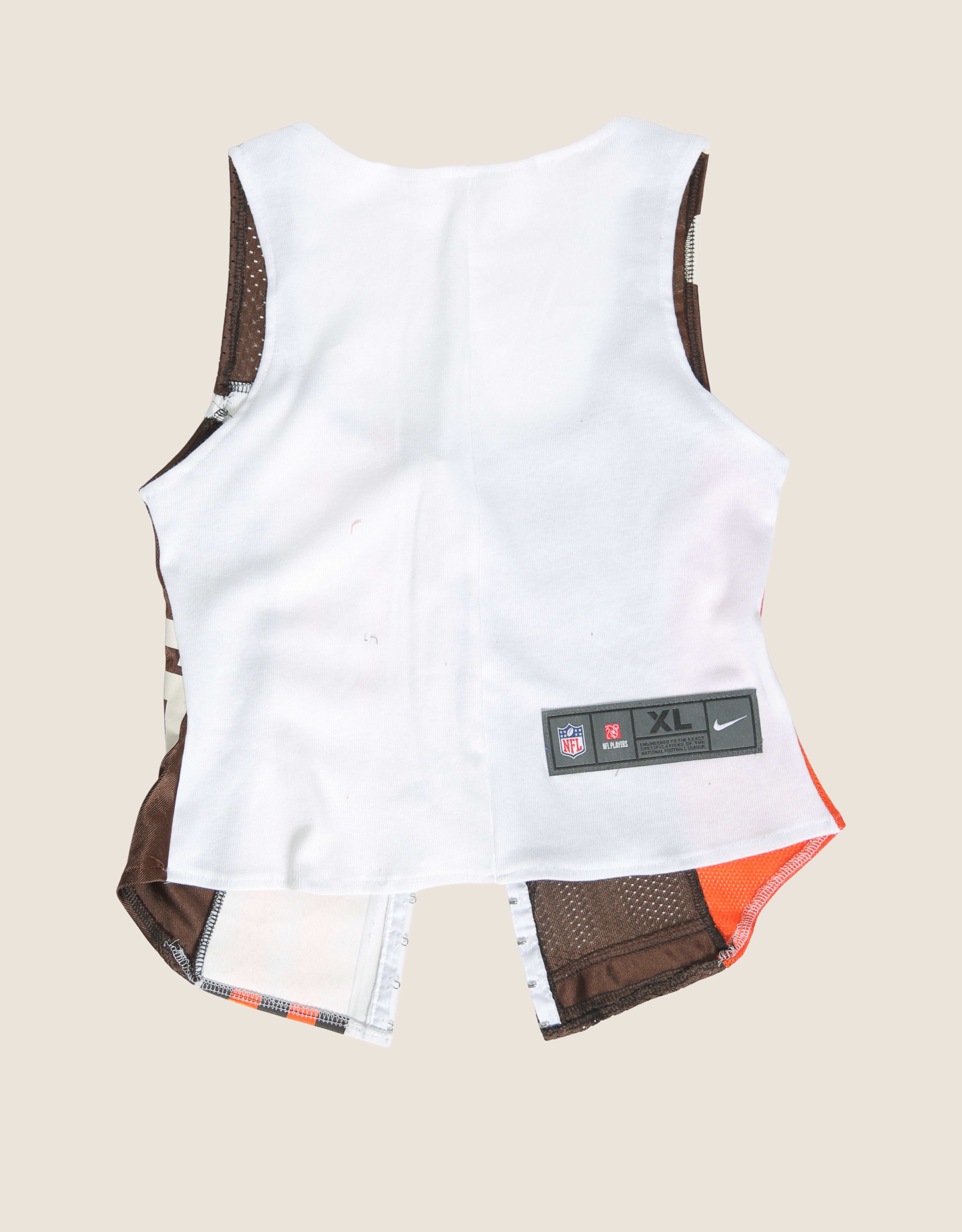 browns 31 hook and eye tank (medium)