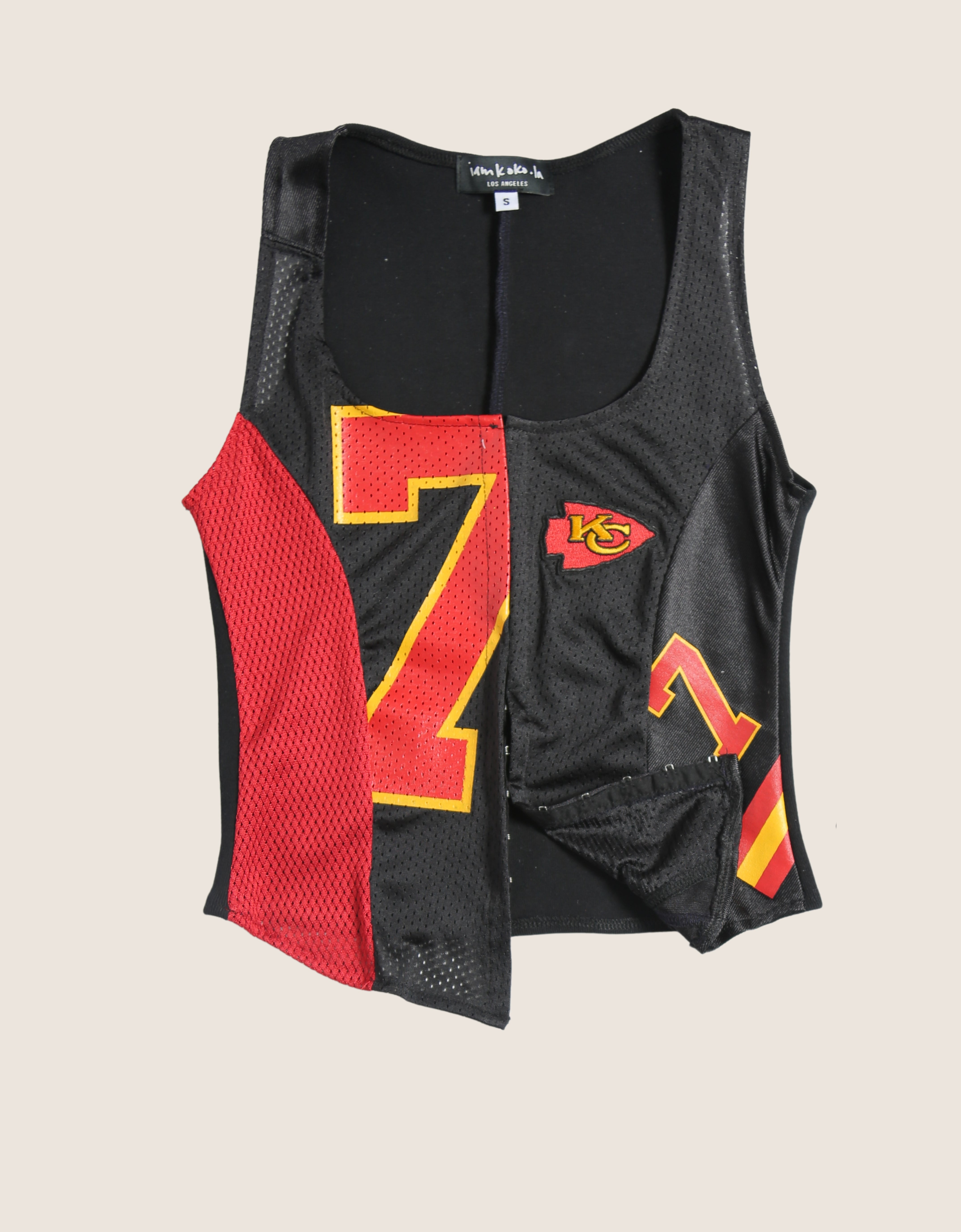 chiefs hook and eye tank (small)