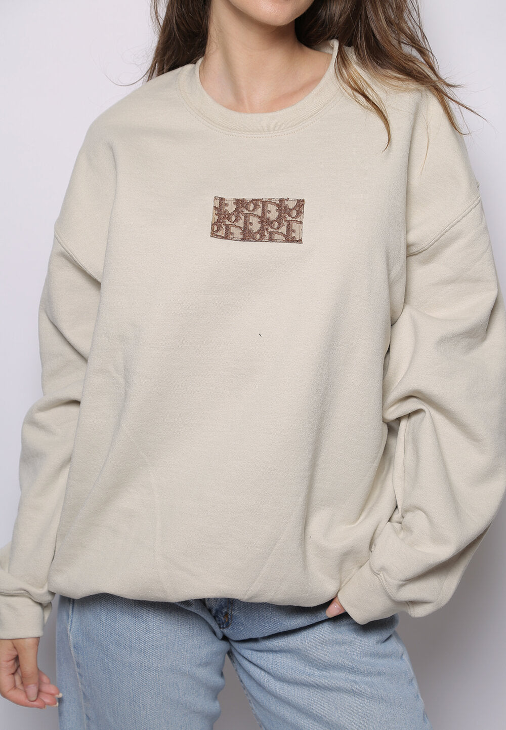 dior patch oversized crewneck sweatshirt