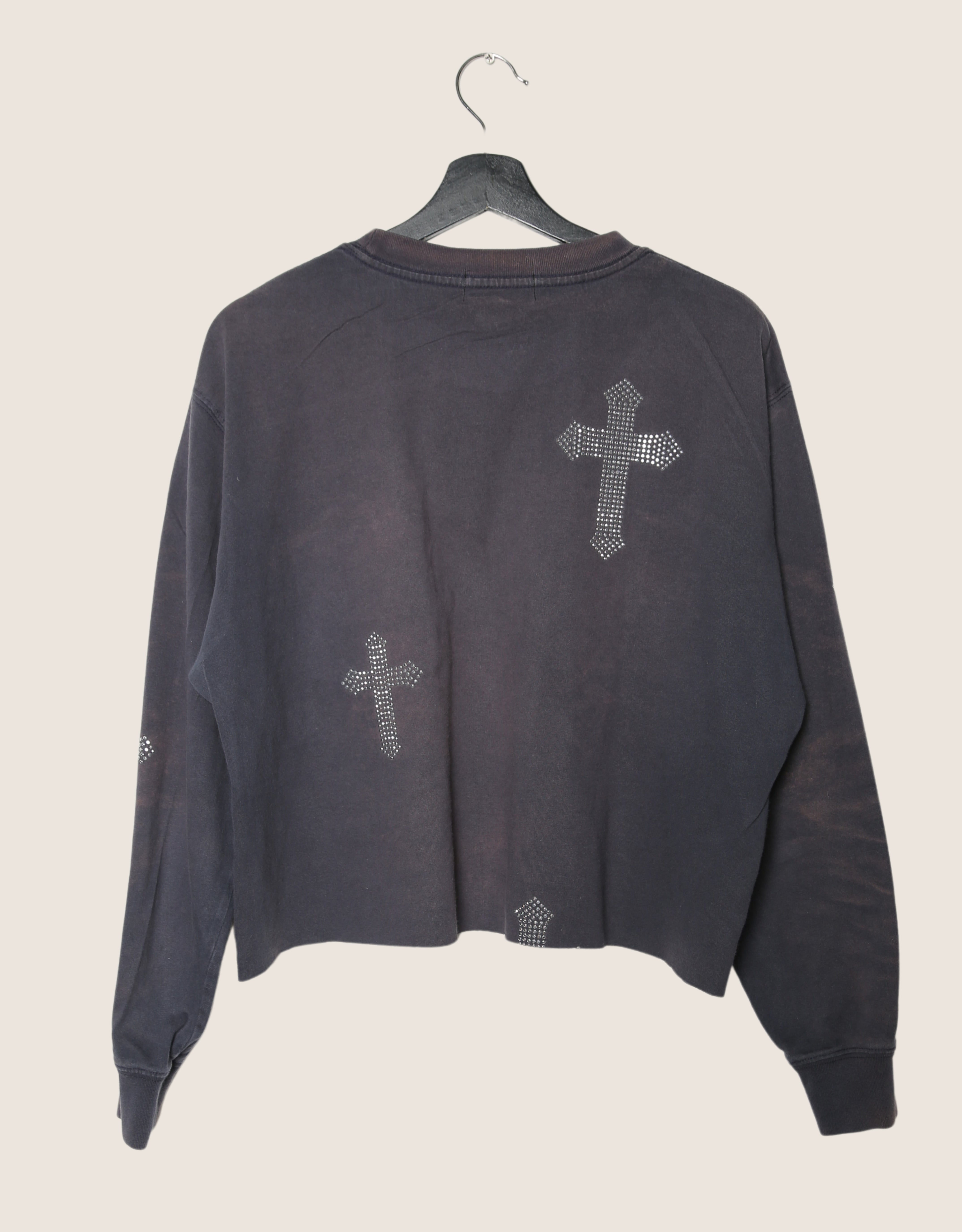 dickies boxy crop cross studded tee
