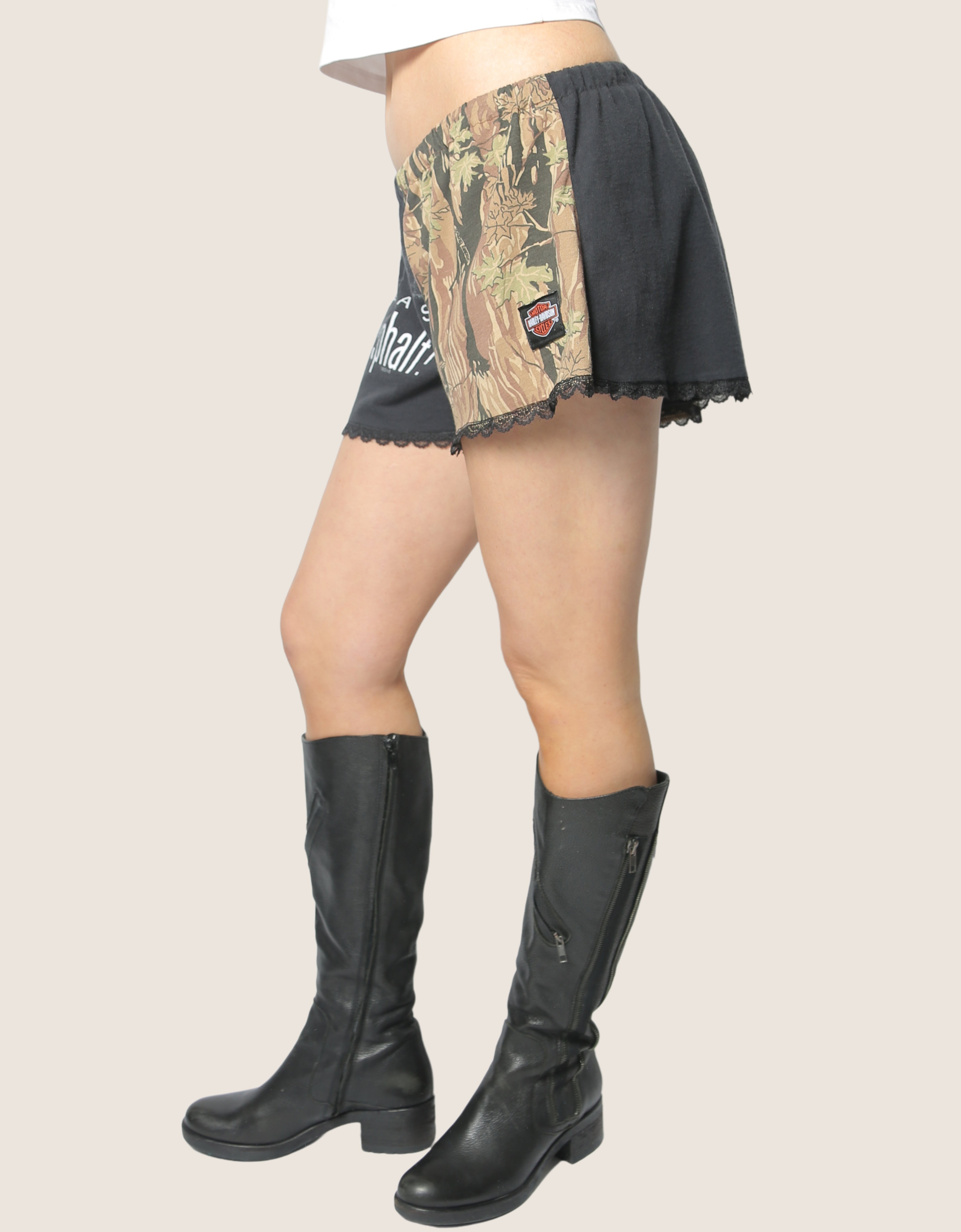 harley got asphalt reworked mini shorts (large)