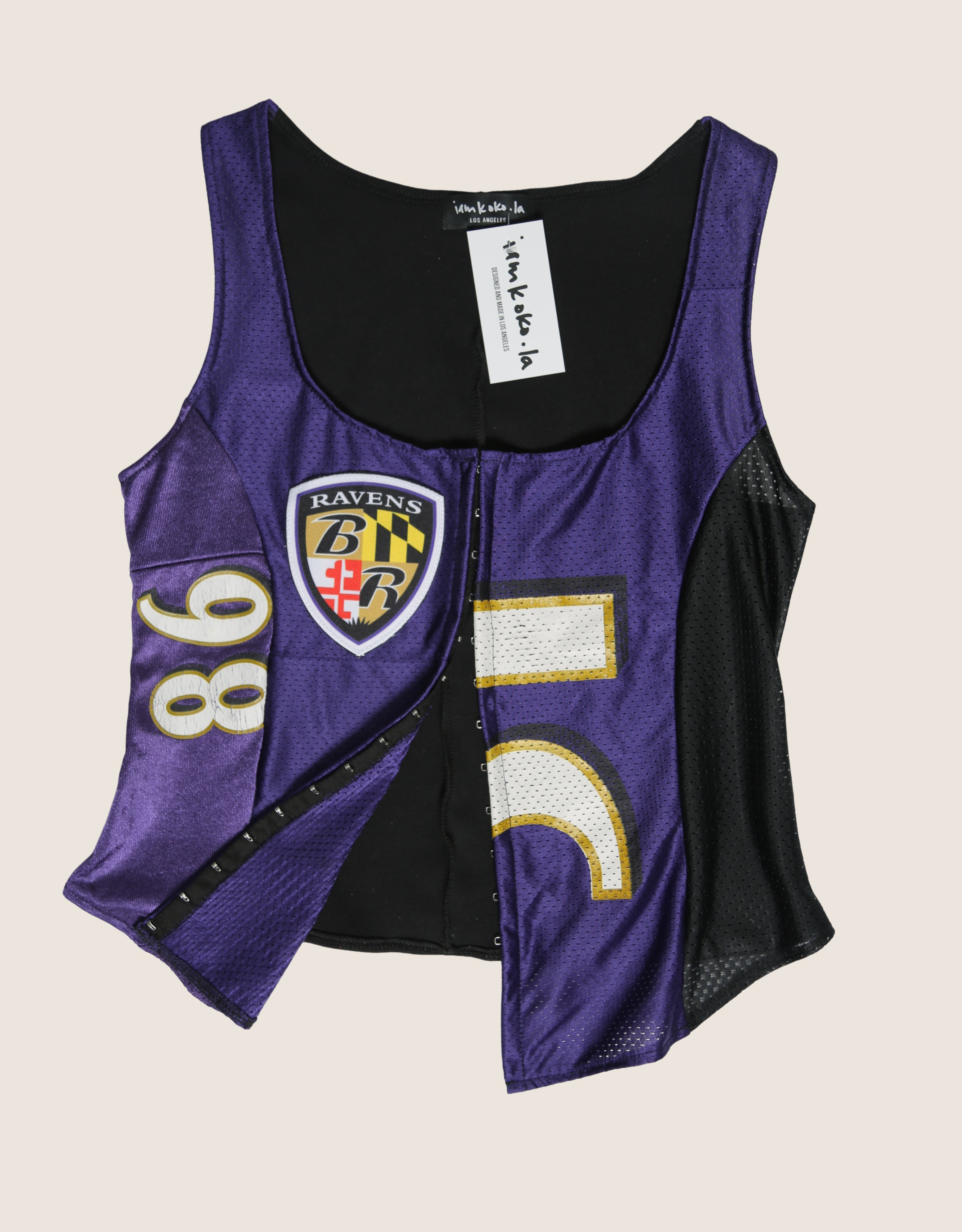 ravens hook and eye tank (large)