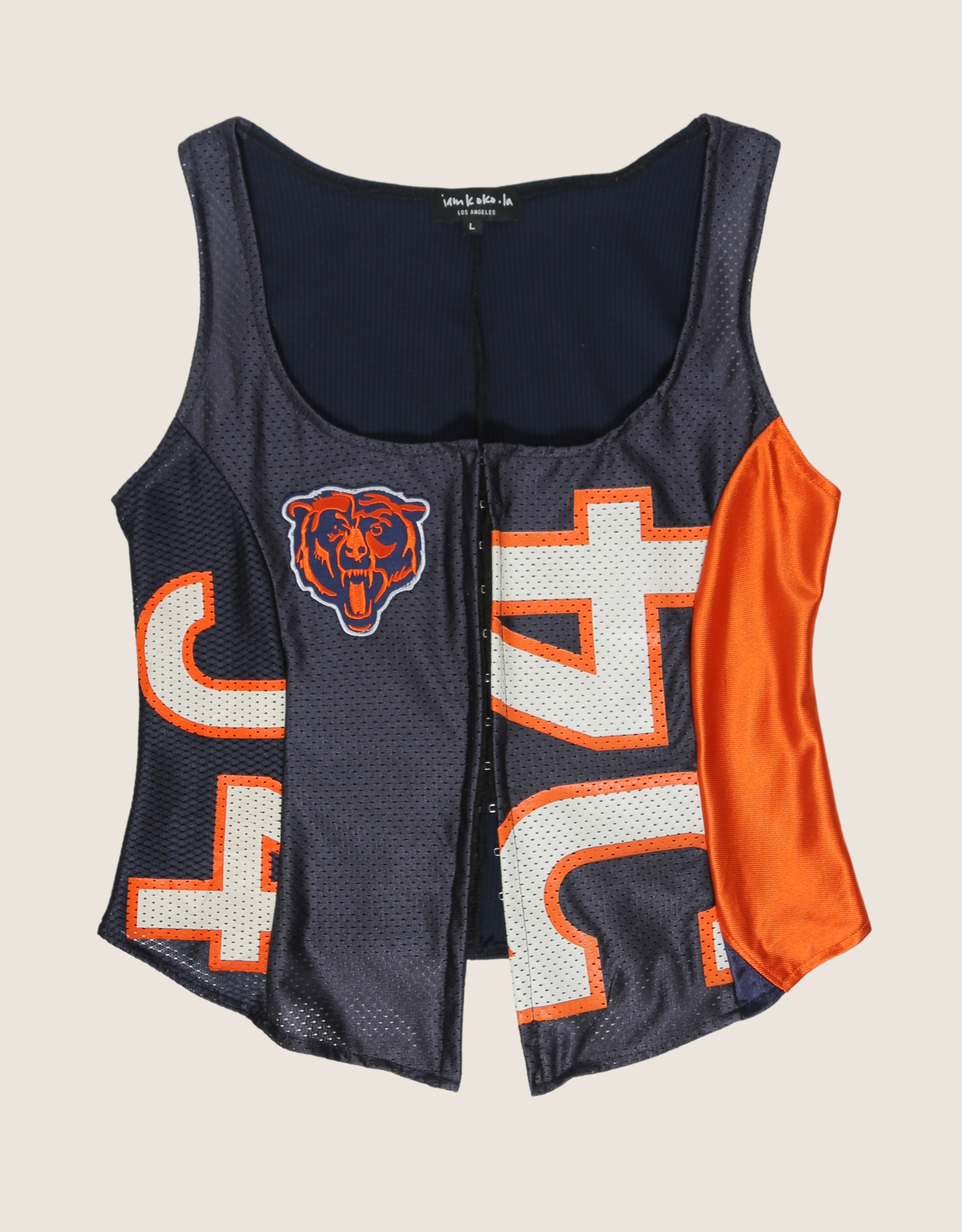 bears hook and eye tank (large)