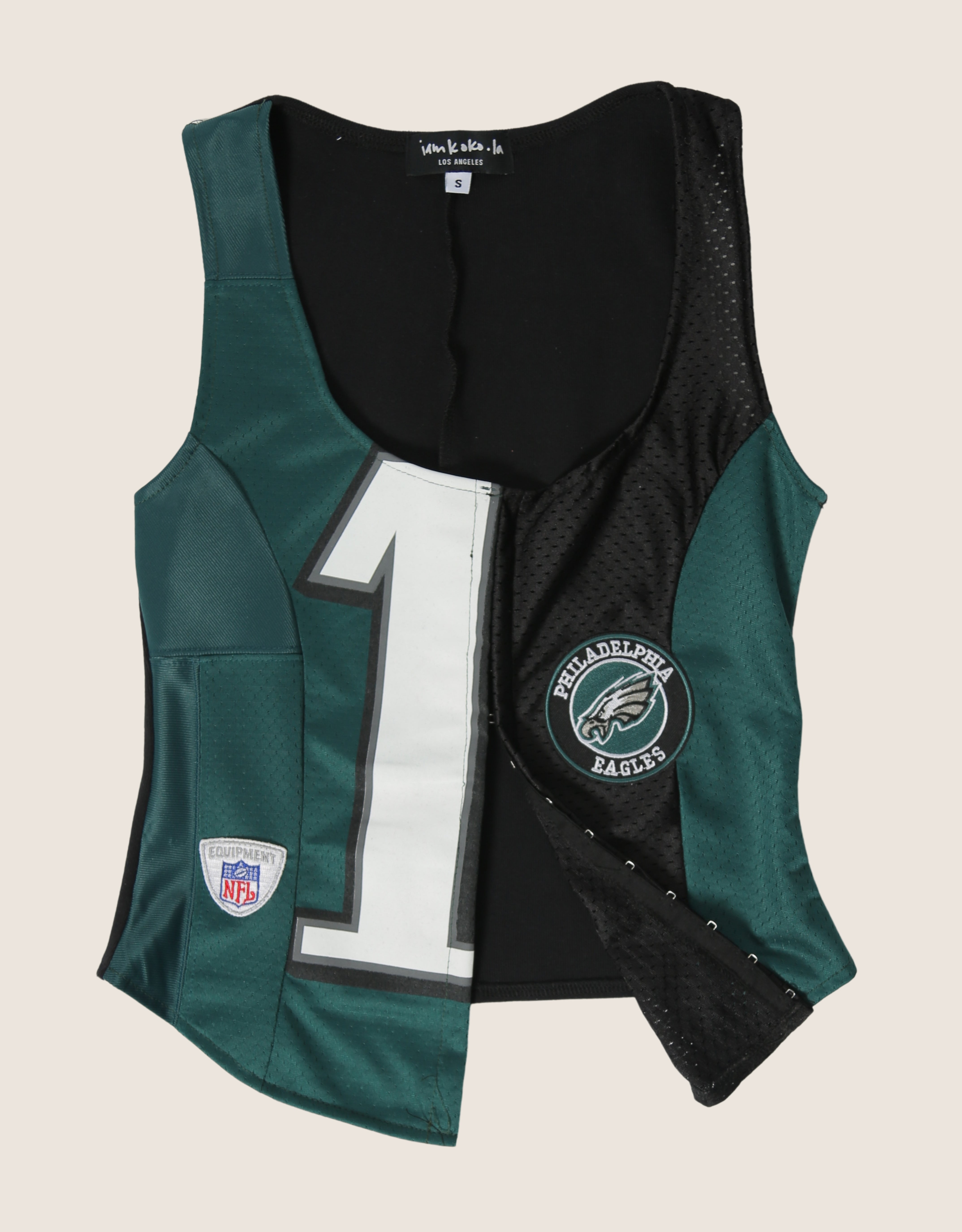 eagles hook and eye tank (small)