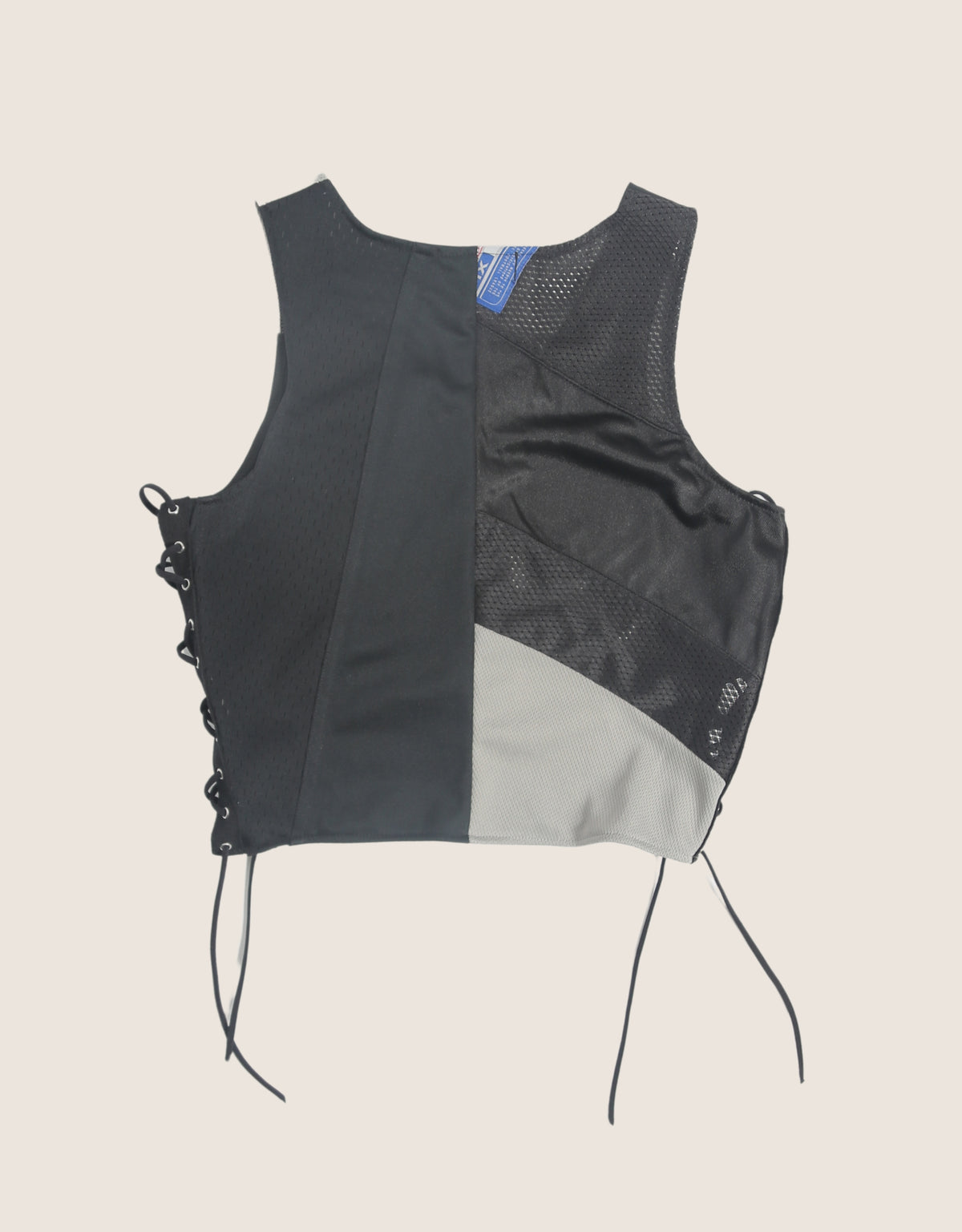 #98 hook and lace cropped tank (M)