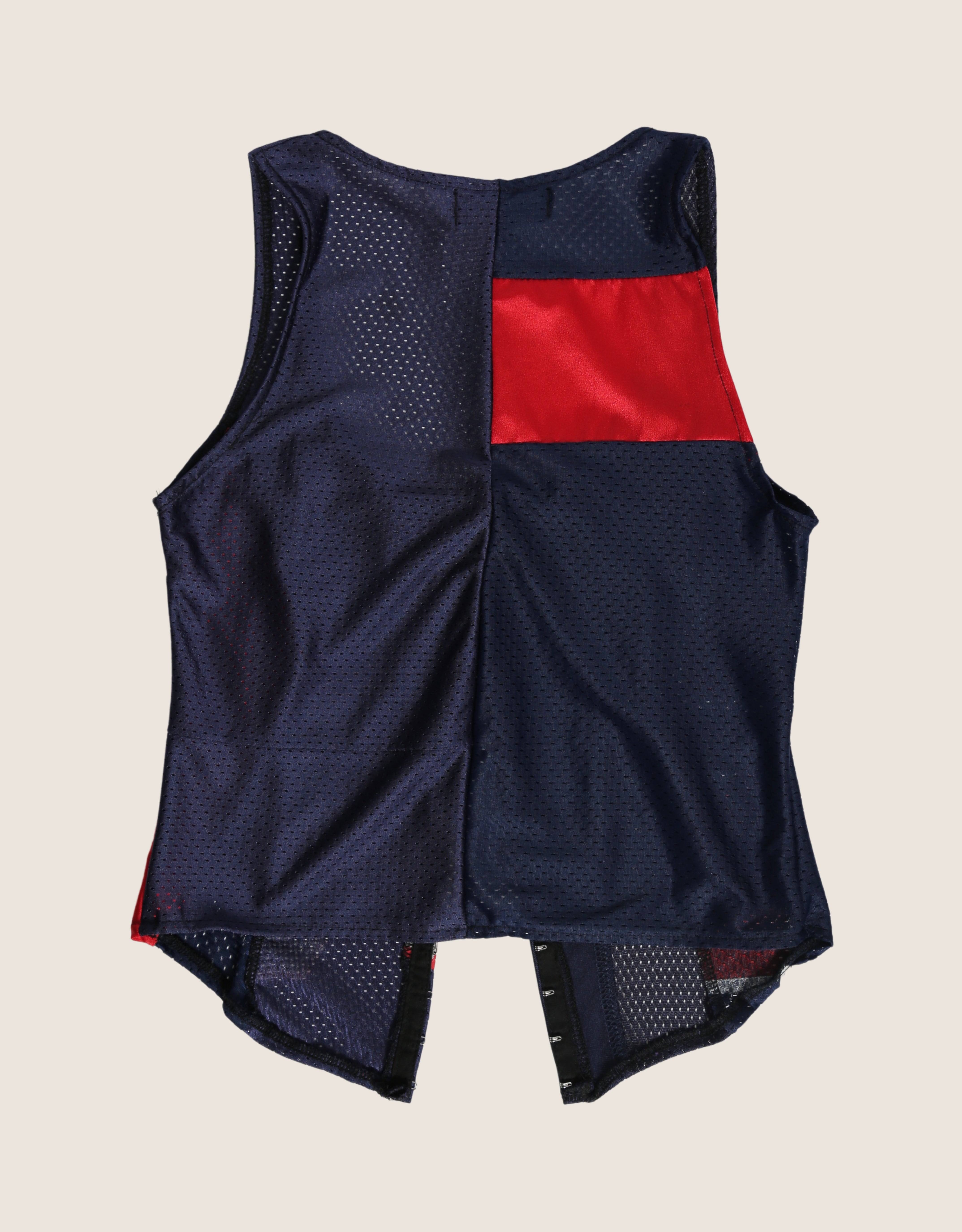 patriots hook and eye tank