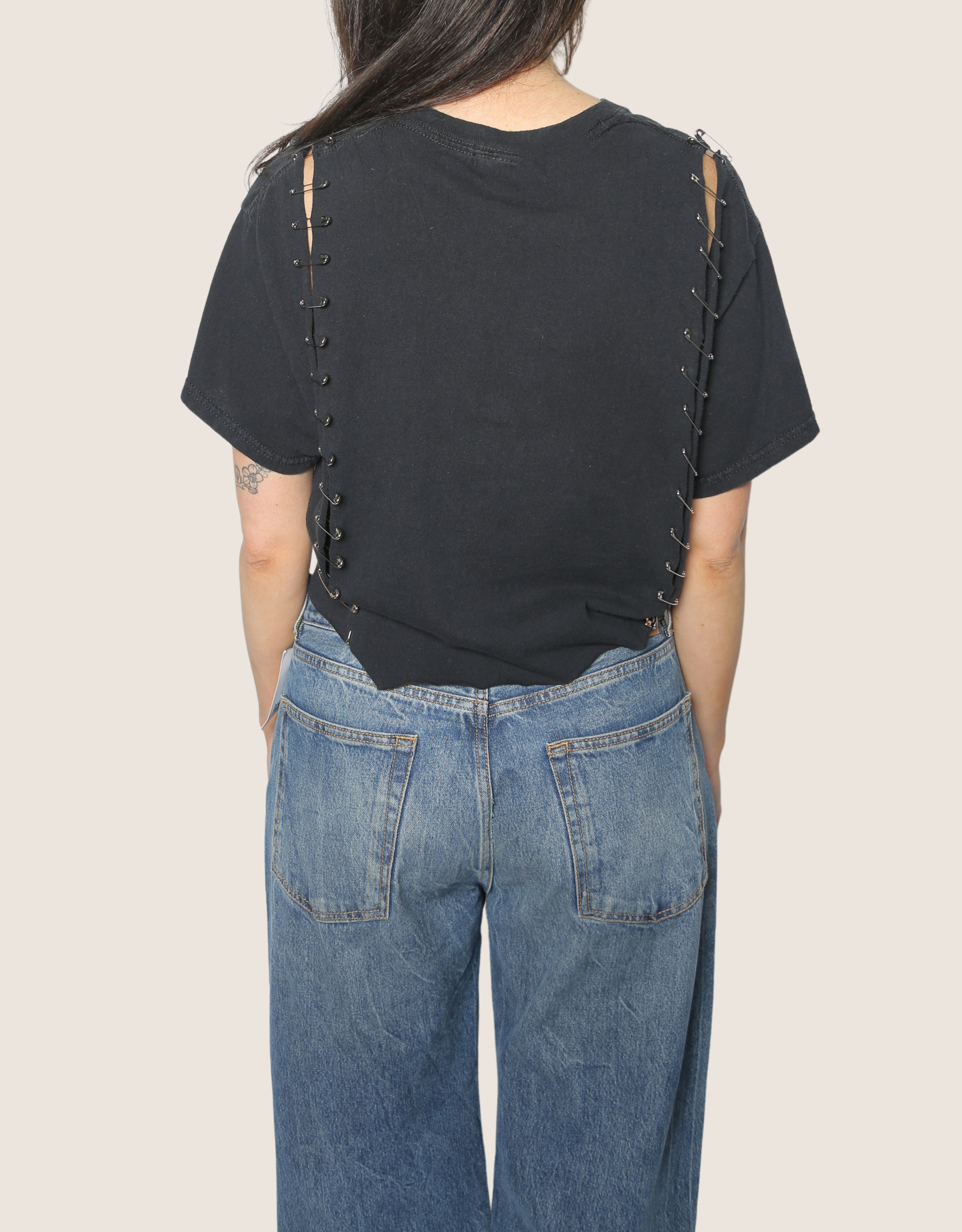 juice wrld cropped safety pin tee