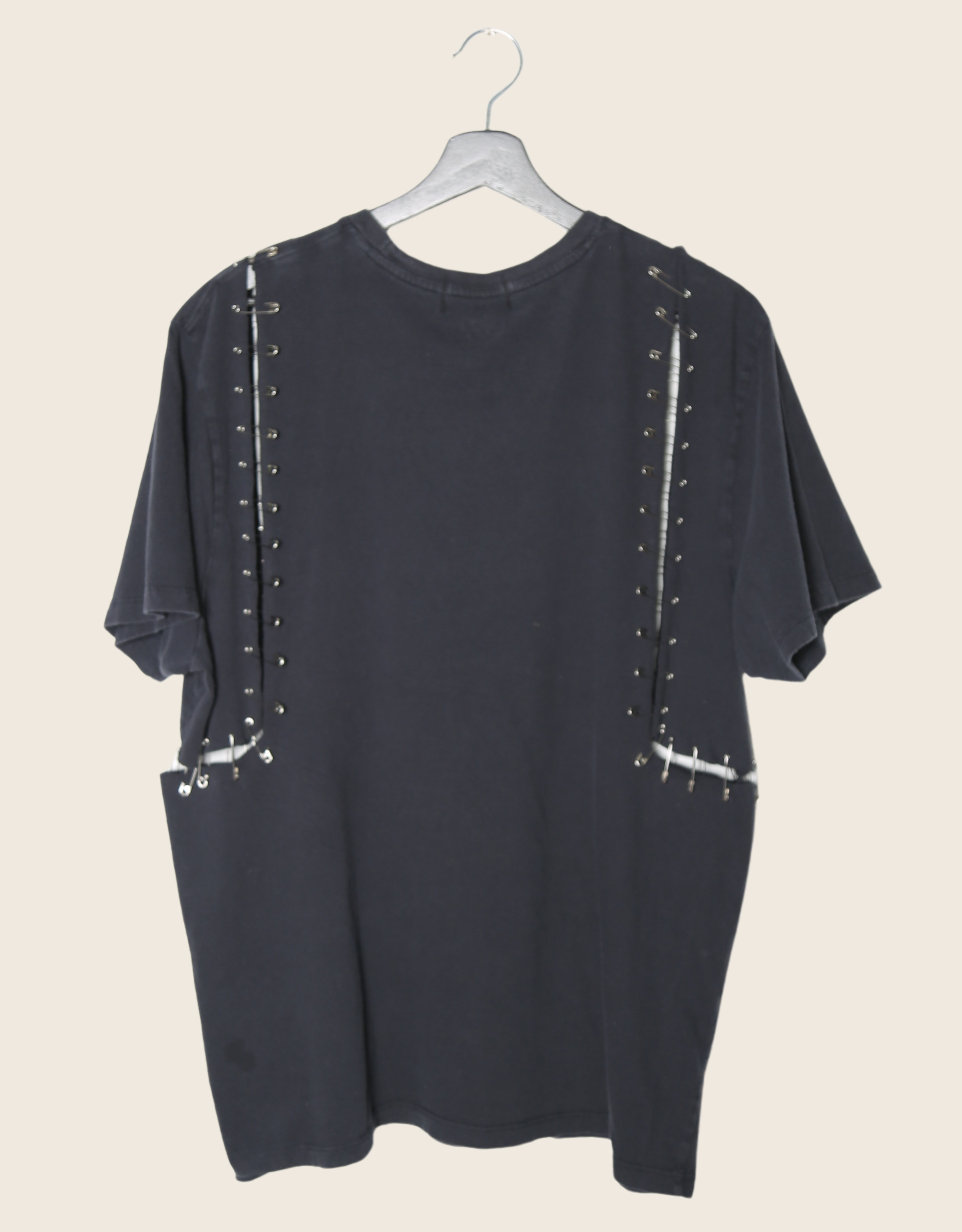 raiders safety pin t shirt