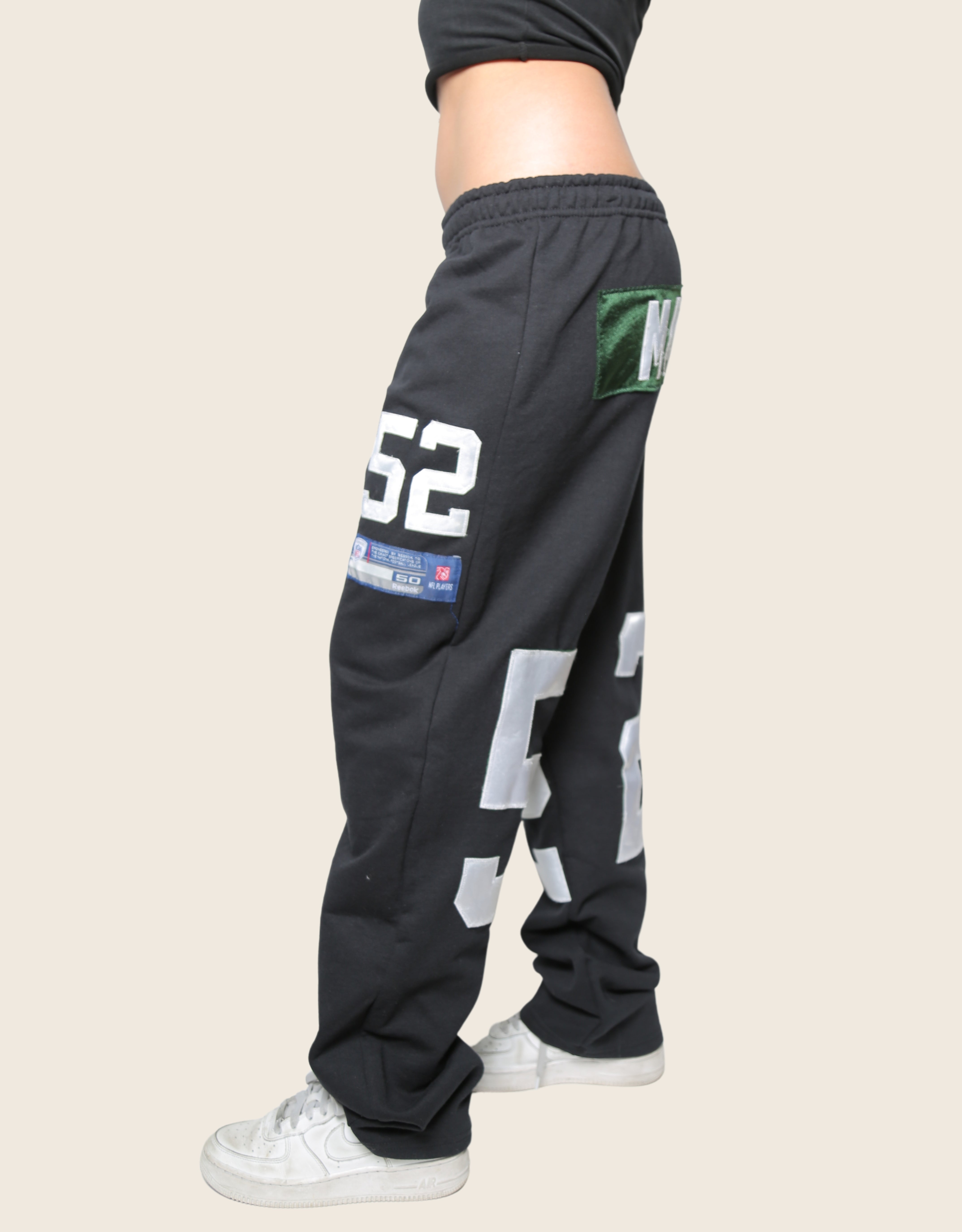 Green Bay 52 patched sweatpants