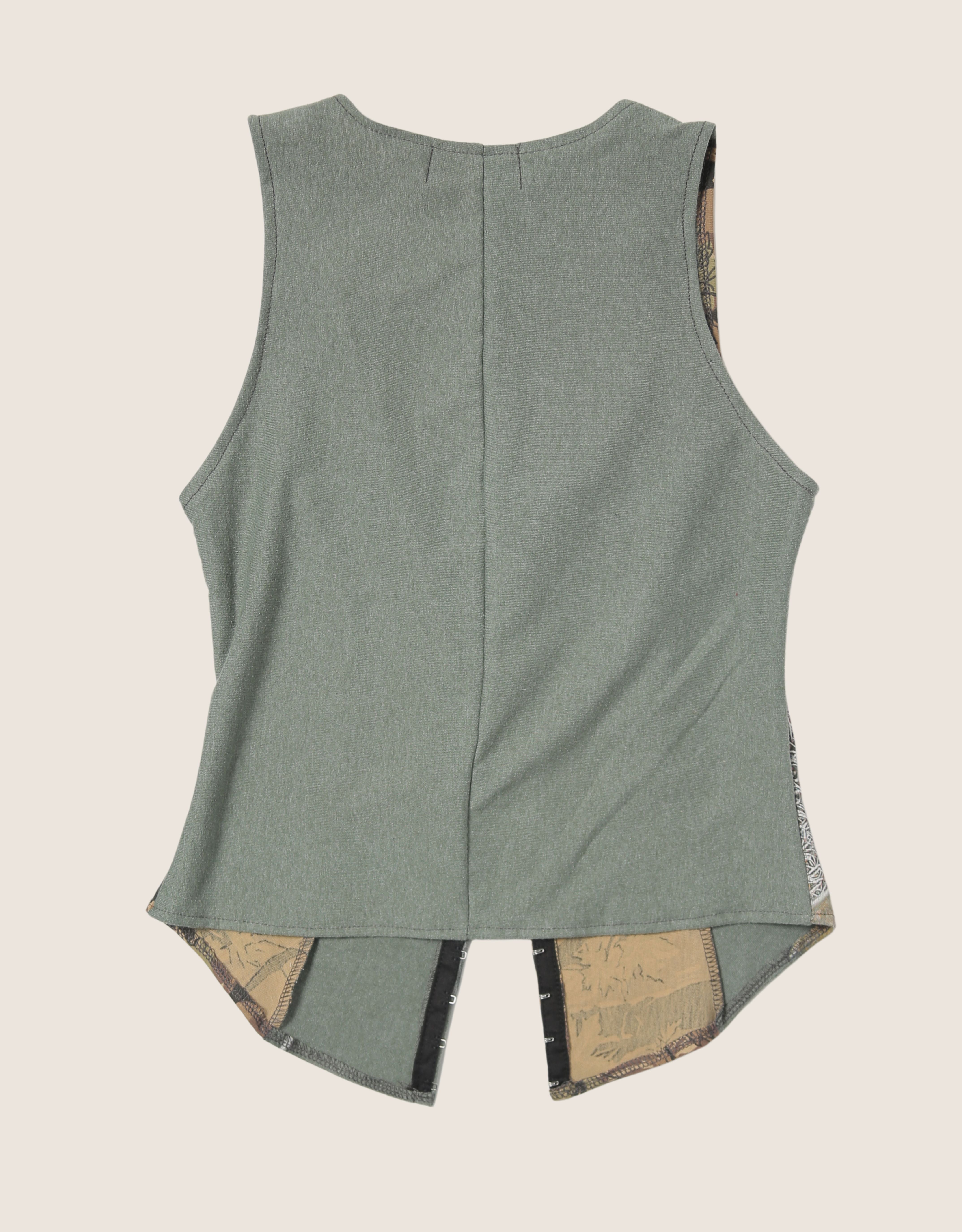 harley wyoming hook and eye tank (S)