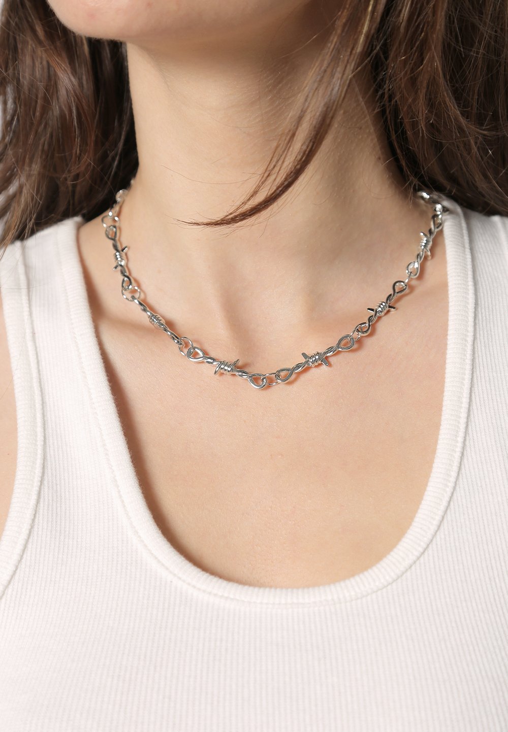 barbed wire necklace