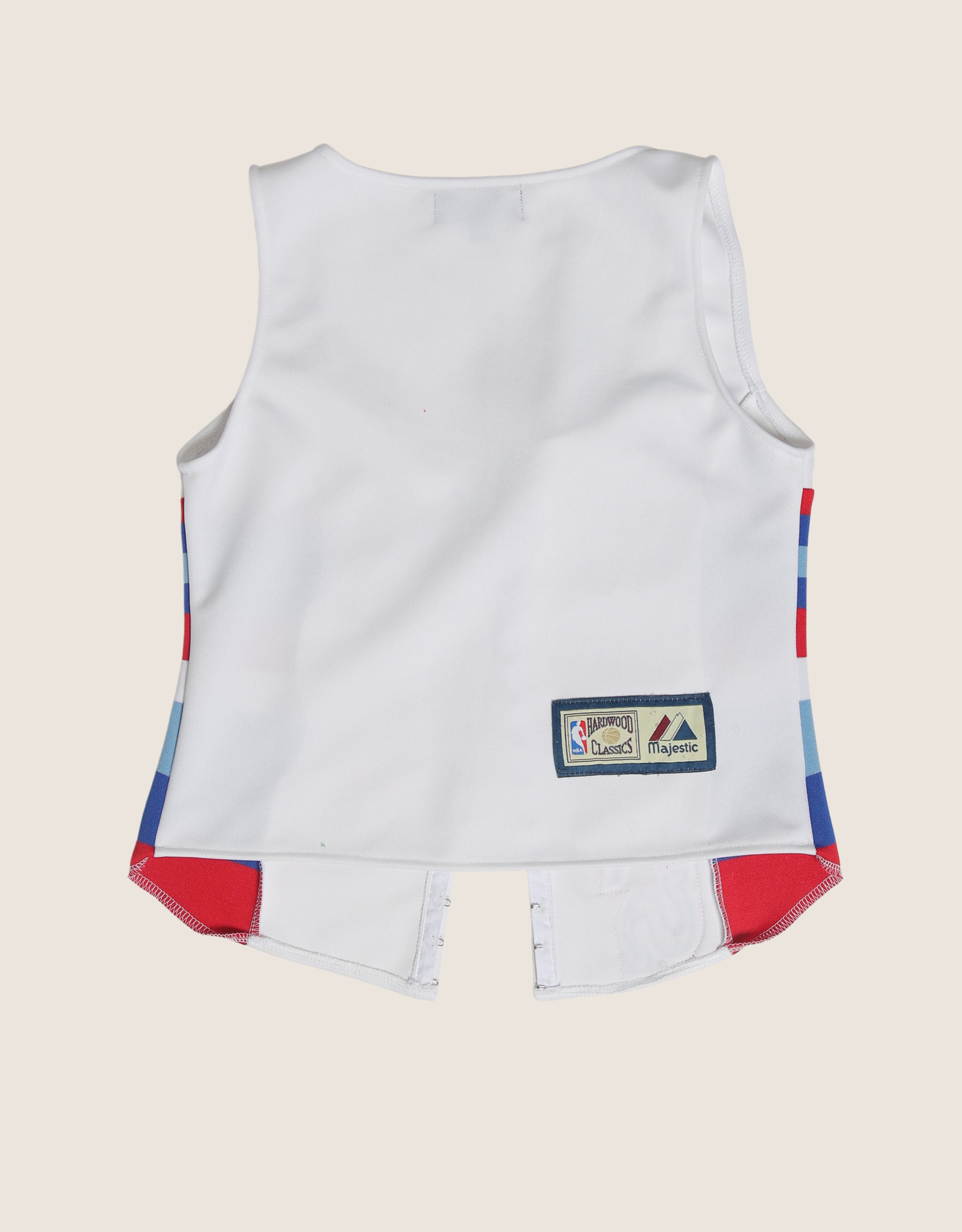 sixers hook and eye tank (med)